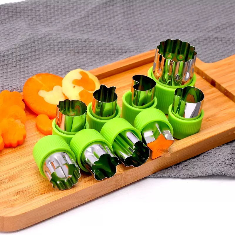 Fruit and vegetable embossing die