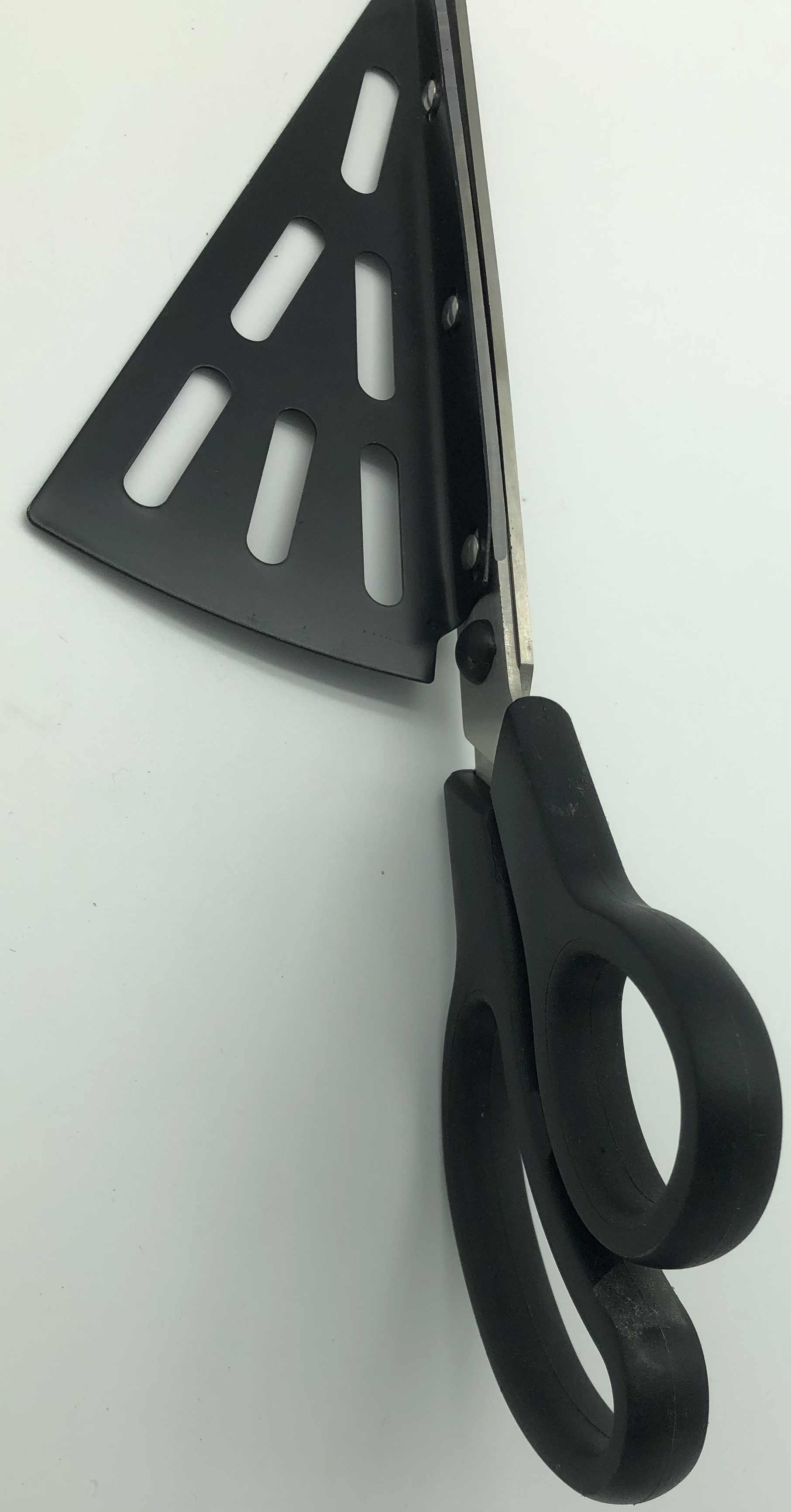 Pizza cutter